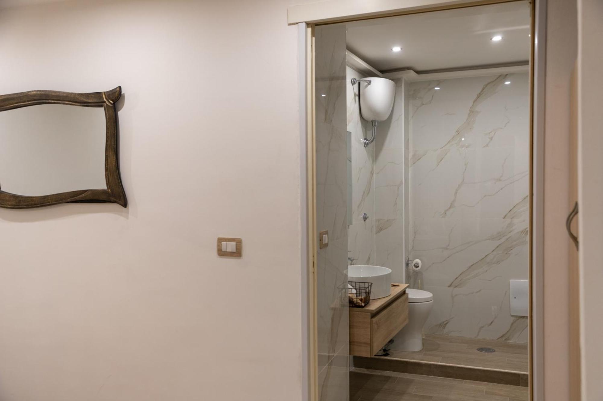 Il Basso Mini Apartment 那不勒斯 外观 照片